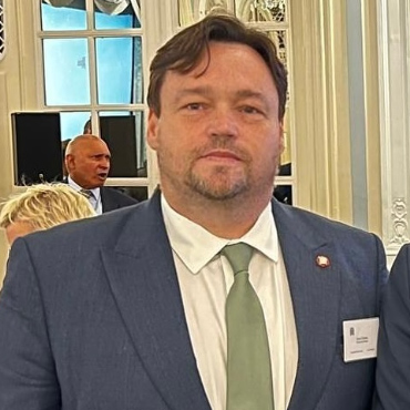 speaker image